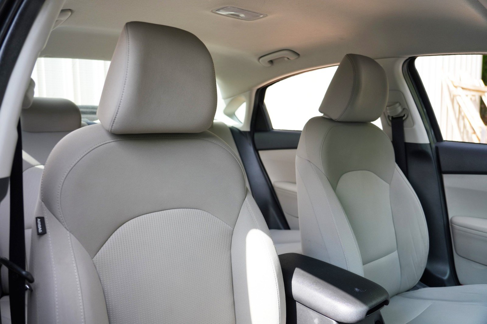 Used 2020 Kia Forte LXS FWD image 29