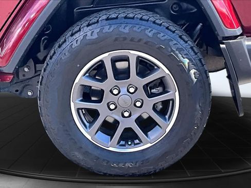 Used 2021 Jeep Wrangler Unlimited Sport AWD/4WD image 36