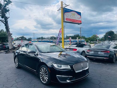 Used 2019 Lincoln MKZ Reserve FWD image 29