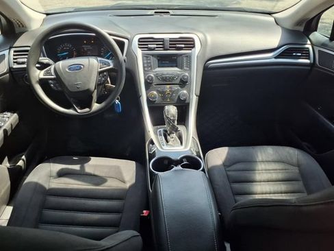 Used 2015 Ford Fusion SE FWD image 13