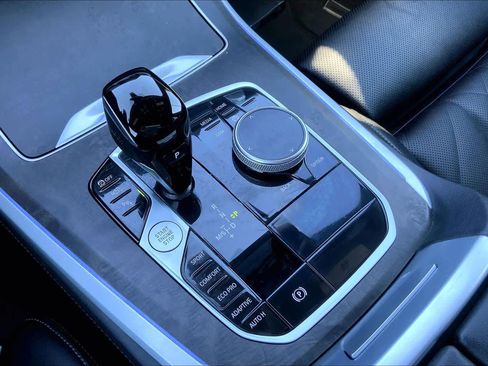 Used 2023 BMW X5 sDrive40i w/ Premium Package image 36