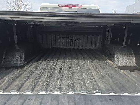 Used 2022 GMC Sierra 1500 AT4X AWD/4WD image 4