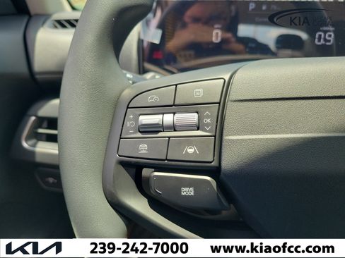 New 2026 Kia K4 FWD image 22