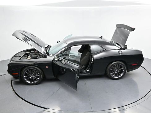 Used 2023 Dodge Challenger R/T Scat Pack RWD image 37