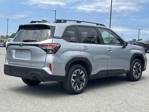 Certified 2025 Subaru Forester Premium AWD/4WD image 28