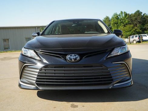 Used 2023 Toyota Camry LE FWD image 16