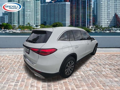 Used 2023 Mercedes-Benz GLC 300 image 3