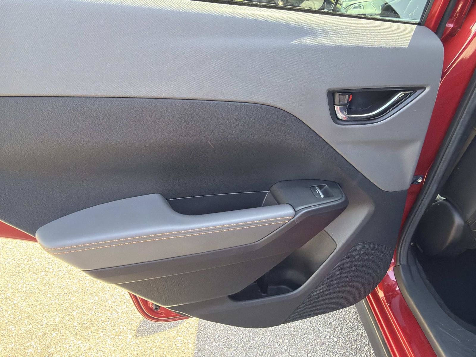 Used 2024 Subaru Crosstrek 2.5i Limited w/ Crosstrek Mirror Package AWD/4WD image 9