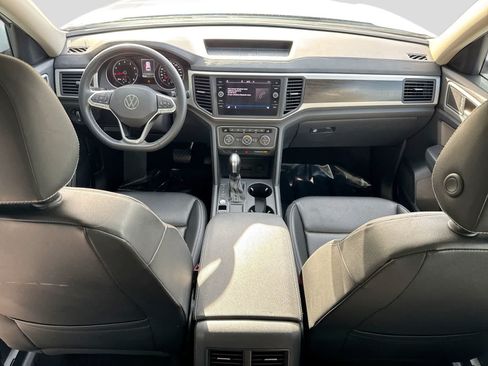 Used 2021 Volkswagen Atlas SE w/ Panoramic Sunroof Package FWD image 22