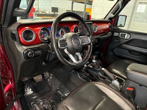 Used 2021 Jeep Gladiator Rubicon AWD/4WD image 7