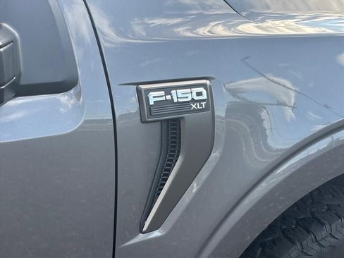 Used 2022 Ford F150 XLT w/ Equipment Group 302A High AWD/4WD image 11