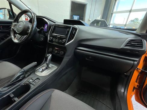 Used 2018 Subaru Crosstrek 2.0i Premium image 27