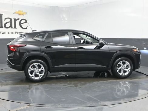 New 2026 Chevrolet Trax LS image 15