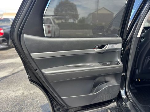 Used 2023 Hyundai Palisade SEL image 17