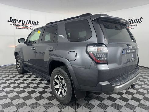 Used 2019 Toyota 4Runner TRD Off-Road Premium AWD/4WD image 9