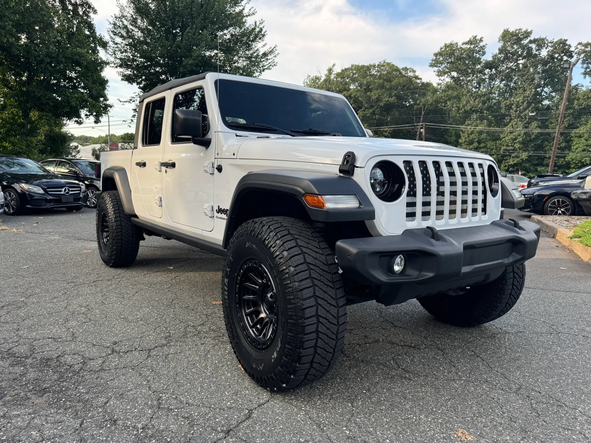 Used 2020 Jeep Gladiator Sport AWD/4WD image 8