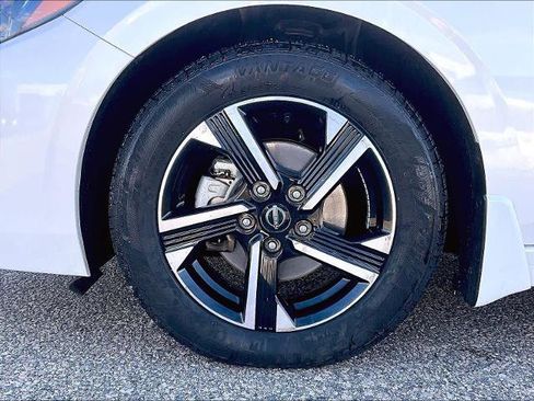 Certified 2024 Nissan Sentra SV w/ All-Weather Package image 7