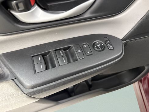 Used 2018 Honda CR-V LX image 22