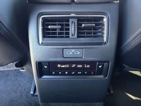 New 2025 MAZDA CX-70 Plug-In Hybrid w/ Premium Plus image 26