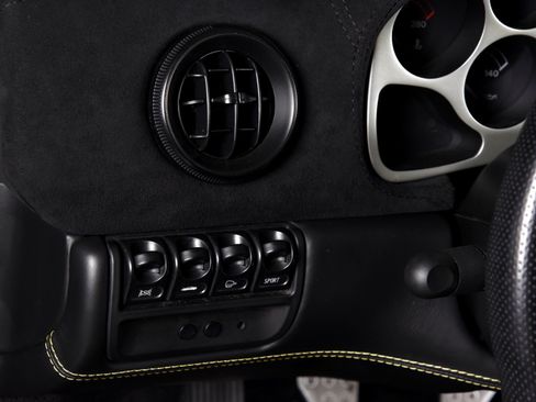 Used 2001 Ferrari 360 Spider RWD image 18