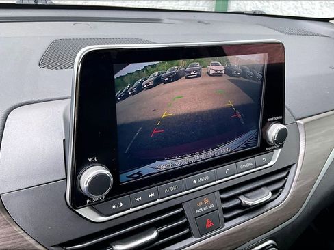 Certified 2024 Nissan Altima 2.5 SV image 23