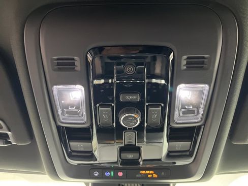 New 2026 GMC Yukon Denali w/ Sun & Power Step Package image 23