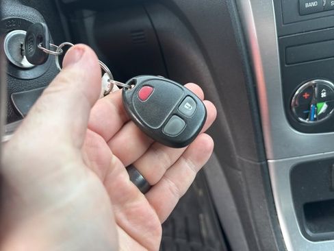 Used 2008 GMC Acadia SLE w/ Preferred Package image 11