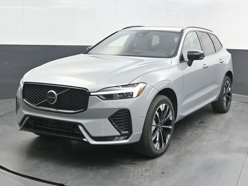 New 2026 Volvo XC60 B5 Plus w/ Protection Package Premier image 3