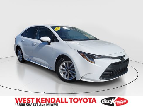 Used 2023 Toyota Corolla LE w/ LE Premium Package image 1