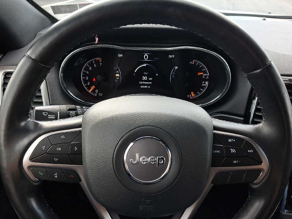 Used 2020 Jeep Grand Cherokee Altitude AWD/4WD image 19