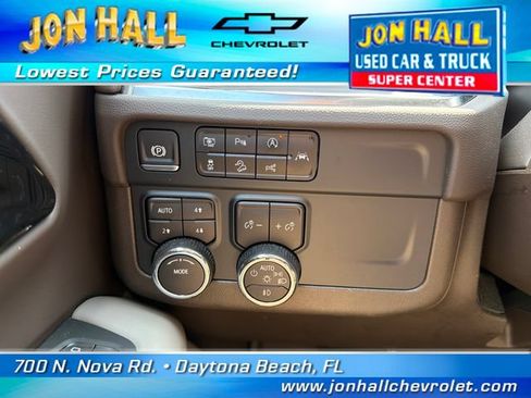 Used 2025 Chevrolet Tahoe Z71 w/ Comfort Package AWD/4WD image 27