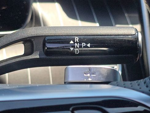 Used 2023 Mercedes-Benz C 300 4MATIC Sedan image 34