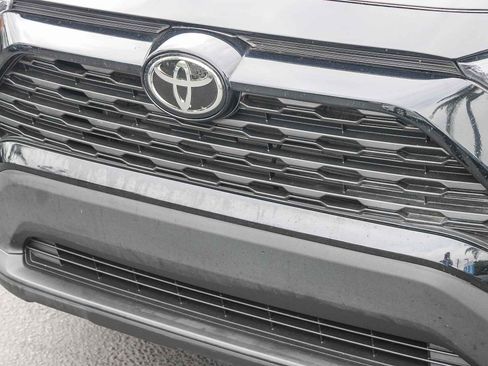 Used 2025 Toyota RAV4 XLE image 6