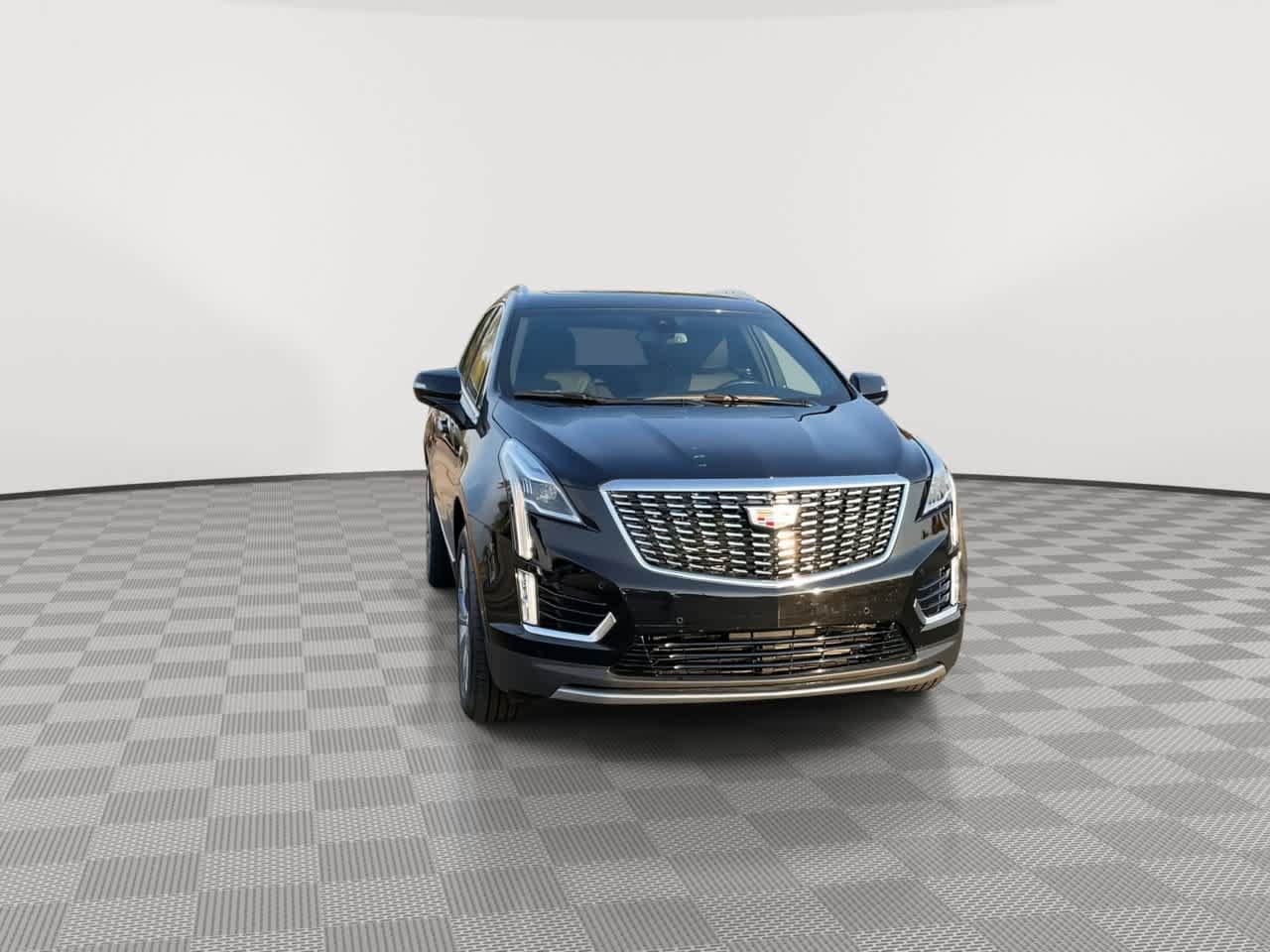 Used 2024 Cadillac XT5 Premium Luxury AWD/4WD image 3