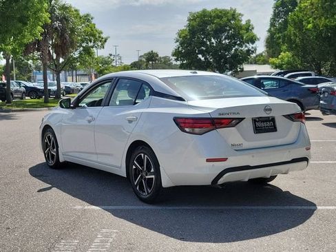 Certified 2025 Nissan Sentra SV FWD image 5