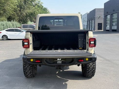 Used 2020 Jeep Gladiator Rubicon AWD/4WD image 12