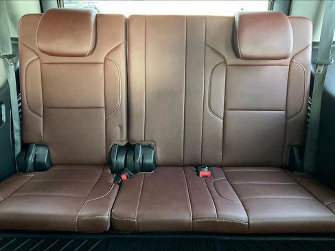 Used 2019 Chevrolet Tahoe Premier w/ Premier Plus Edition image 20