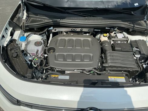 New 2026 Volkswagen Tiguan SEL R-Line AWD/4WD image 16