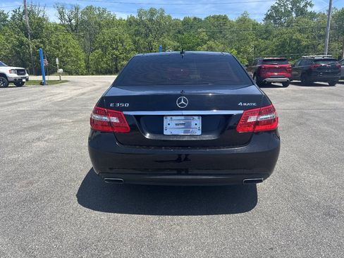 Used 2010 Mercedes-Benz E 350 4MATIC Sedan image 6