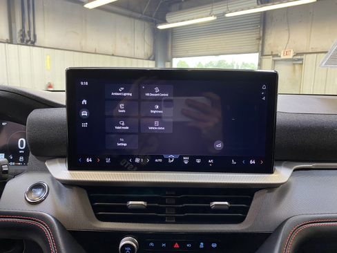 Used 2025 Ford Explorer ST-Line w/ Premium Package image 42