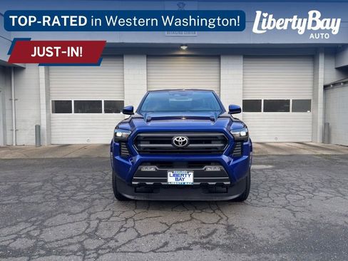 Used 2024 Toyota Tacoma SR5 image 2