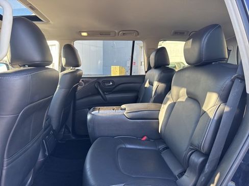 Used 2022 INFINITI QX80 Luxe image 10