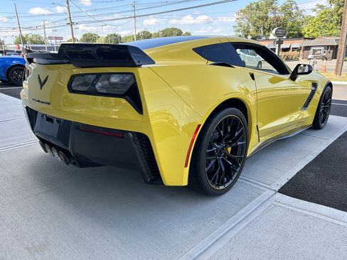 Used 2019 Chevrolet Corvette Z06 image 12