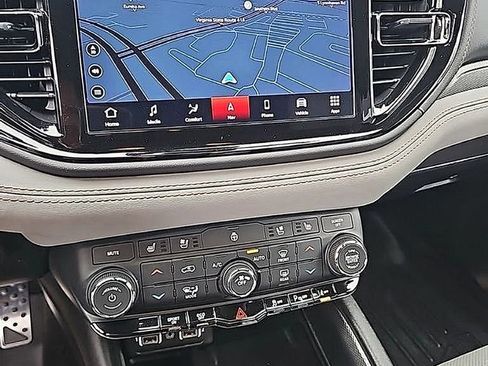 Used 2022 Dodge Durango R/T image 9