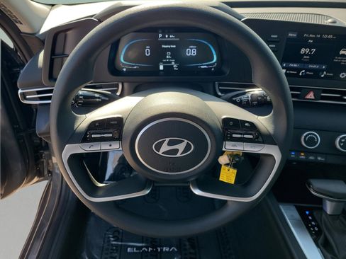 New 2026 Hyundai Elantra SE image 21