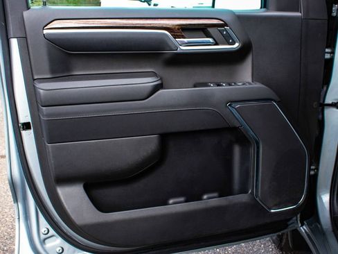 Used 2023 GMC Sierra 1500 Elevation image 8