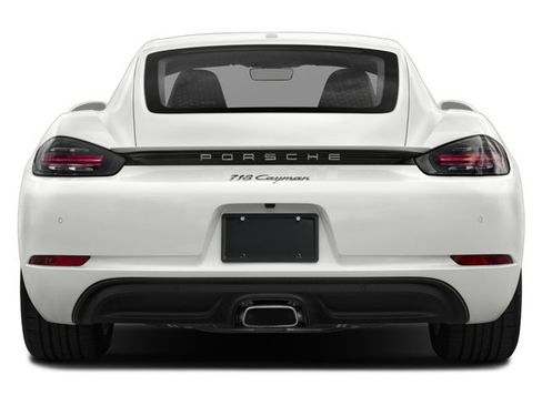 Used 2017 Porsche 718 Cayman RWD image 5