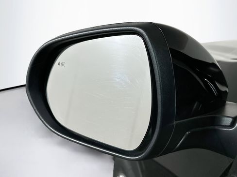 Used 2025 Buick Encore GX Preferred image 16