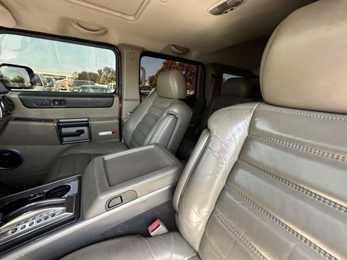 Used 2003 HUMMER H2 w/ Preferred Equipment Group AWD/4WD image 18