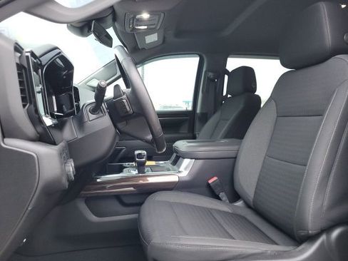 Used 2022 Chevrolet Silverado 1500 RST image 10